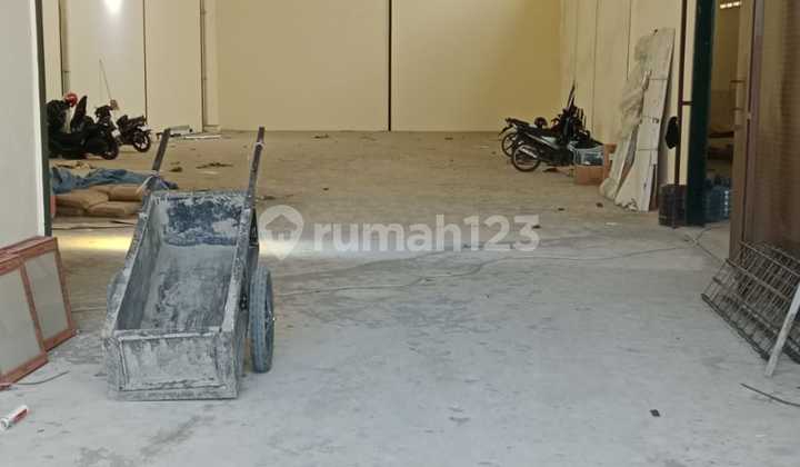 Warehouse for Rent, Salembaran Street, Teluk Naga