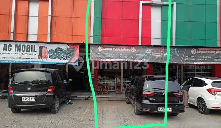 Business Space with Strategic Location in the Center of Car Parts and Accessories in Graha Raya Bintaro