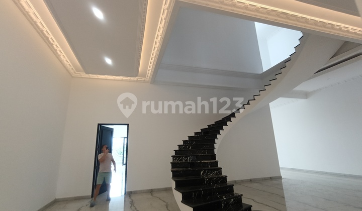 For Sale Fast Luxury House in Sentul City 2