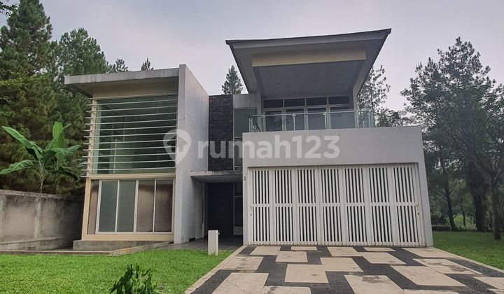 For Rent House With Hook in Sentul City Ready to Occupy