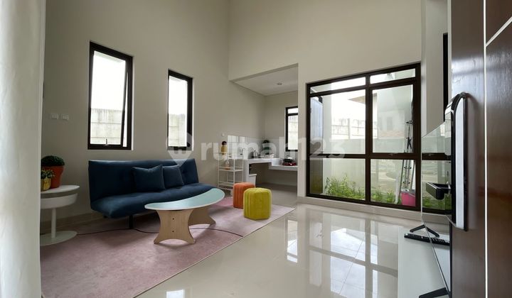 DIKONTRAKAN RUMAH TAHUNAN SEMI FURNISH SIAP HUNI CITRA SENTUL 