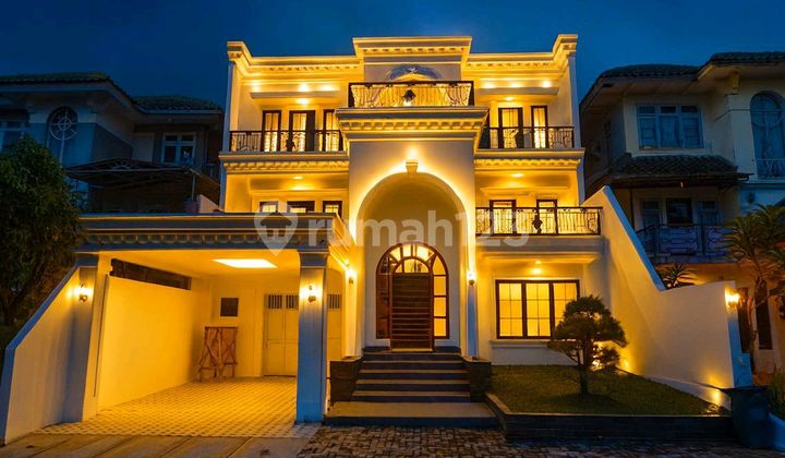 House for quick sale in Sentul City, good condition, ready to occupy.