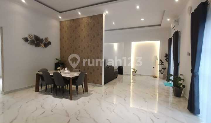 FOR RENT 3-STORY PREMIUM HOUSE MOUNTAIN VIEW FURNISHED SENTUL CITY 2