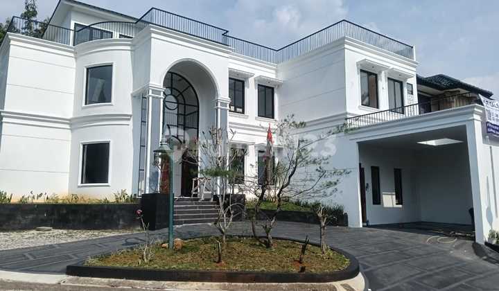 DIJUAL RUMAH 3 LANTAI PREMIUM KOLAM RENANG HARGA NEGO SENTUL CITY DIJUAL RUMAH 3 LANTAI PREMIUM KOLAM RENANG HARGA NEGO SENTUL CITY
