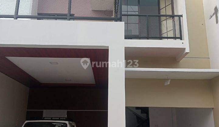 Rumah Modern 2 lantai murah di cinangka depok dekat tangsel 1