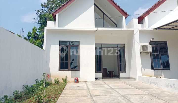 Rumah Siap Huni Dekat Jl Raya Jakarta Bogor 