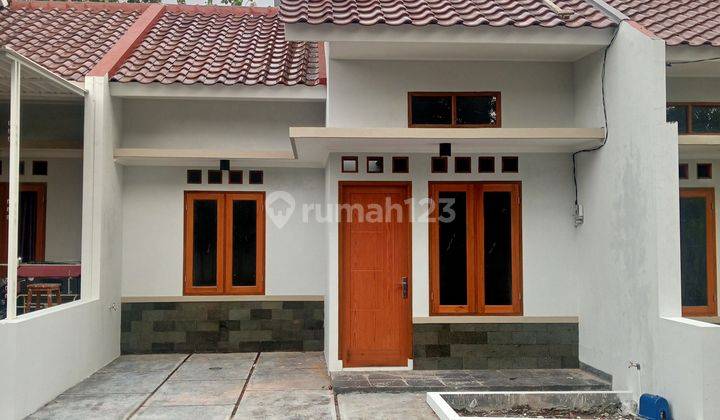 Rumah Murah Siap Huni Dalam Komplek Meruyung Depok 1