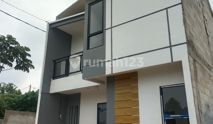 Rumah 2 Lantai 3 Kamar Desain Modern Di Kalisuren Tajurhalang
