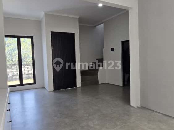 2-Story Ready-to-Occupy House in Pondok Cabe Near MRT Lebak Bulus 2