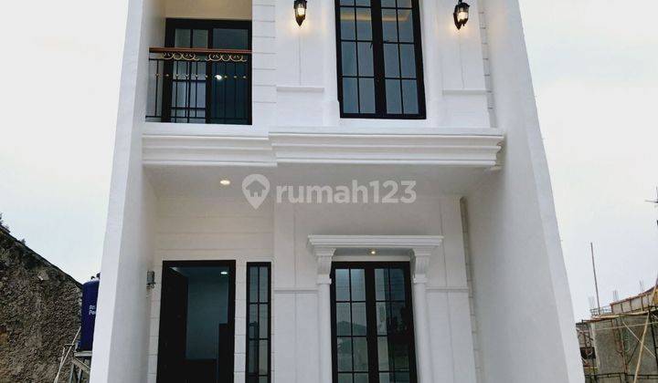 Rumah 2 Lantai Murah di Dekat Stasiun Depok Lama  1