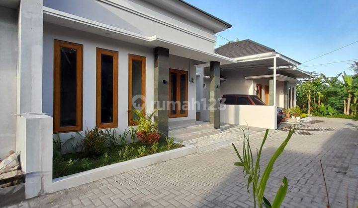 Rumah Baru Cantik Modern di Sleman Dekat Jogja Bay Waterpark 2