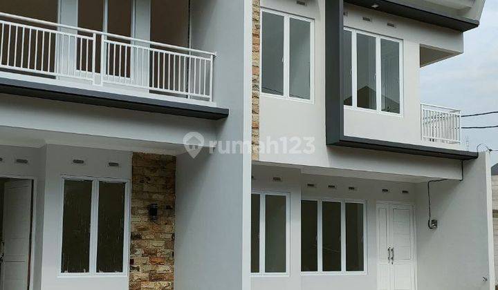 Jual Rumah 2 Lantai Siap Huni di Jln Merdeka Sukmajaya Depok 2