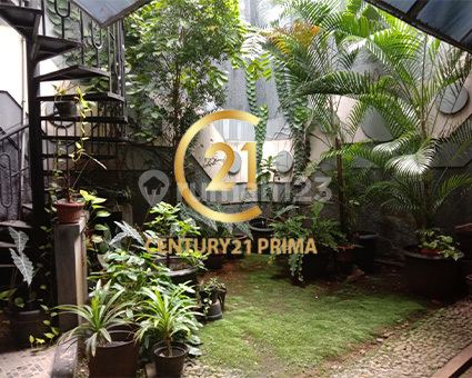 Dijual Rumah Strategis Di Bintaro Sektor 1 (1294/RY EA) 2