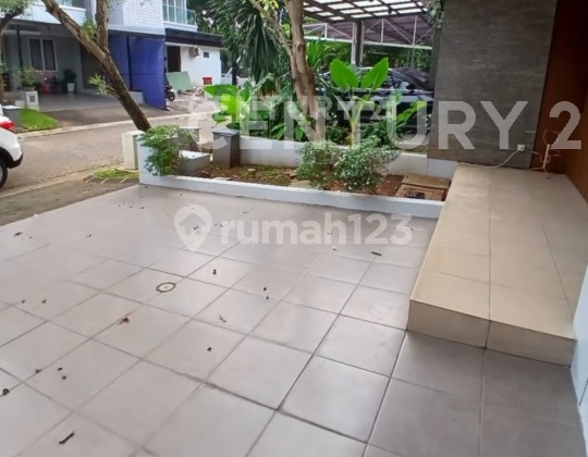 Move-In Ready House at Attractive Price in Discovery Bintaro Sector 9