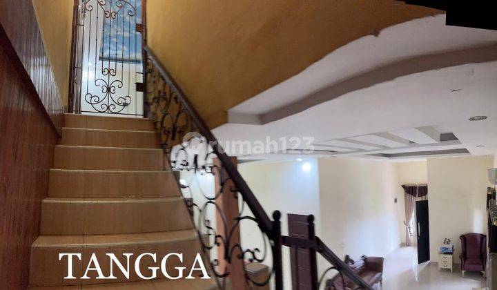 Rumah 2 Lantai Bagus Semi Furnished SHM di Perumahan Bukit Sejahtera , Palembang 9