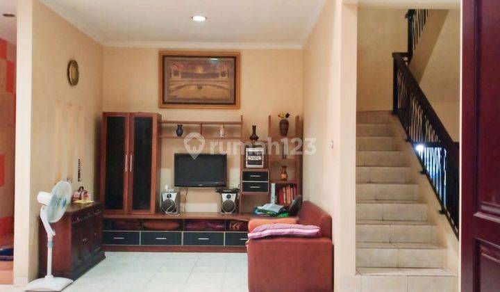 Dijual Rumah Bagus di Boulevard Hijau, Harapan Indah Bekasi 2