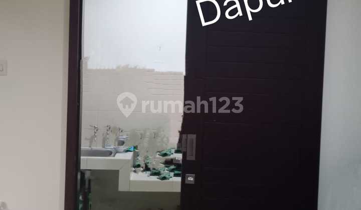 Dijual Rumah 2 Lt di Cluster Arana Siap Huni Harapan Indah Bekasi 2