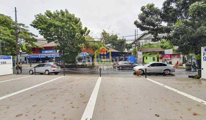 Andre Tjhia Ruko Meruya Dkt Puri Hadap Jalan Raya Dekat Pintu Tol Jorr 9