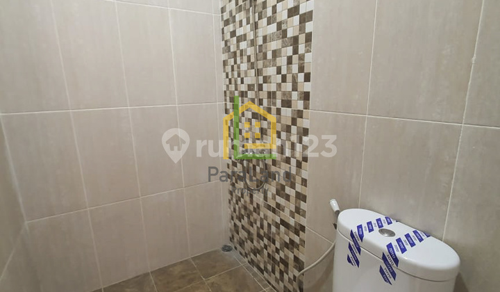 Andre Taman Ratu Cocok Usaha Dan Tinggal 3.5 Lantai Lebar Jln 3 Mobil 21