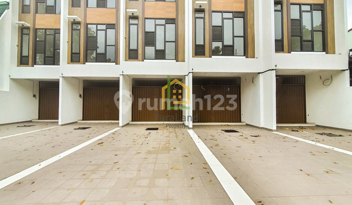 Ruko 3 Menit dr Puri Indah Uk 4x36 Bangunan 4 Lantai Parkiran 12 Mobil 2