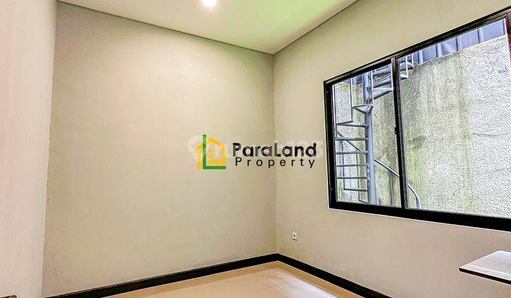 Andre Tjhia Bsd Minimalist House 3 Lantai 5 Menit Dr Exit Tol 14