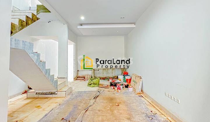 Andre Tjhia Meruya Uk. 5x25 Full Bangunan 3+1 Kamar Tidur Dpn Taman 3