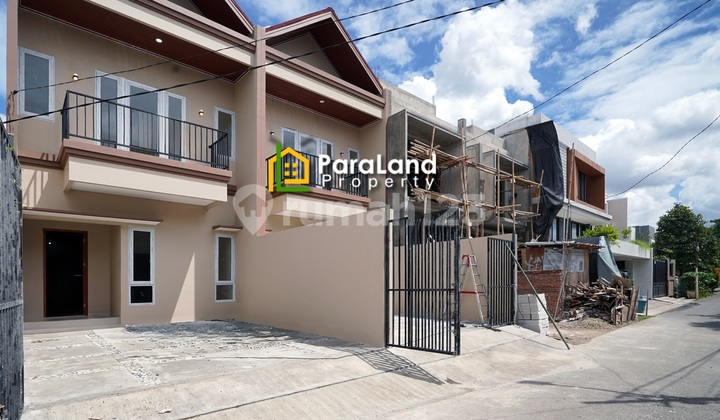 Rumah Baru bisa KPR Bangunan 2 Lantai Akses Jalan 2 Mobil dan Mudah di Jangkau 2