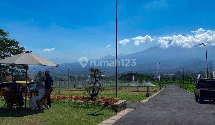 Pemandangan Gunung Yang Menakjubkan di Kavling Tempat Hunian Nyaman

 1