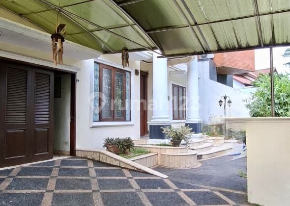 Rumah Megah dan Rapi Siap Huni Dalam Komplek Kawasan Rempoa, Jaksel Rumah Megah dan Rapi Siap Huni Dalam Komplek Kawasan Rempoa, Jaksel