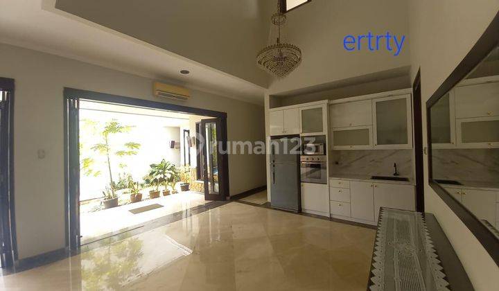 Dijual Rumah 2 Lantai SHM di Kemang Ada Kolam Renang, Jakarta Selatan 2