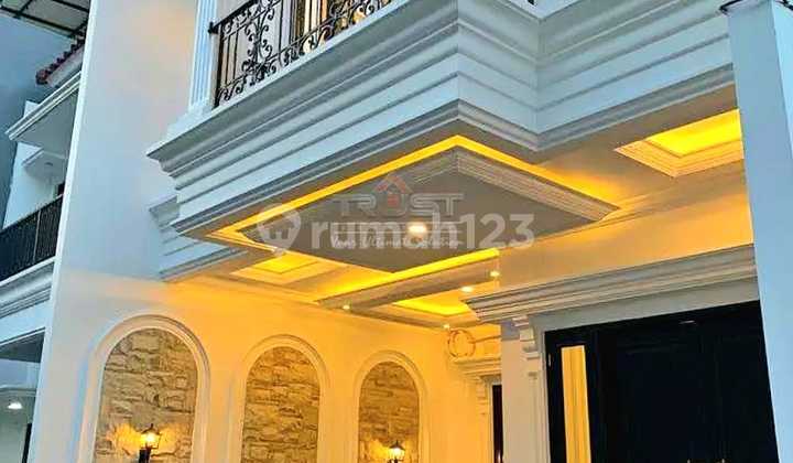 Rumah Modern American Classic Dalam Cluster Kawasan Jagakarsa, Jakarta Selatan 2