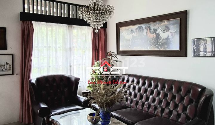 Rumah Hook 2 Lantai dalam Perumahan Bintaro Sektor 2 2