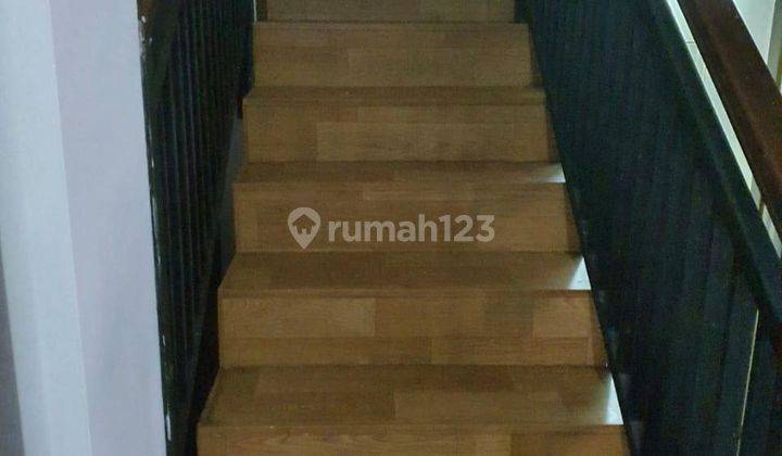 Di Jual Cepat Rumah Bagus 2 Lantai Termurah di Town House Jagakarsa Jakarta Selatan, Lokasi Strategis  2