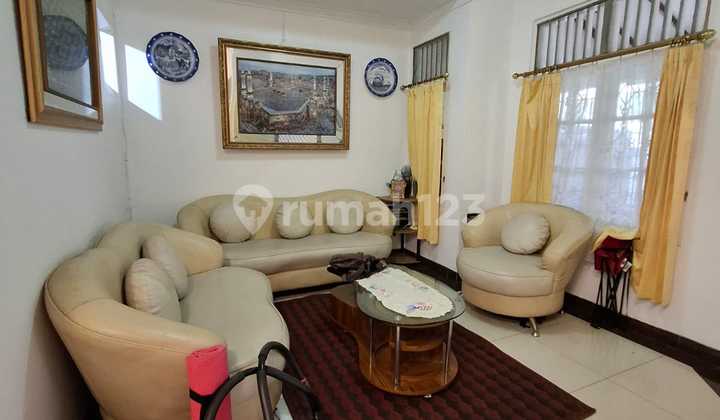 Rumah Bagus Siap Huni 2 Lantai di Bintaro Sektor 2