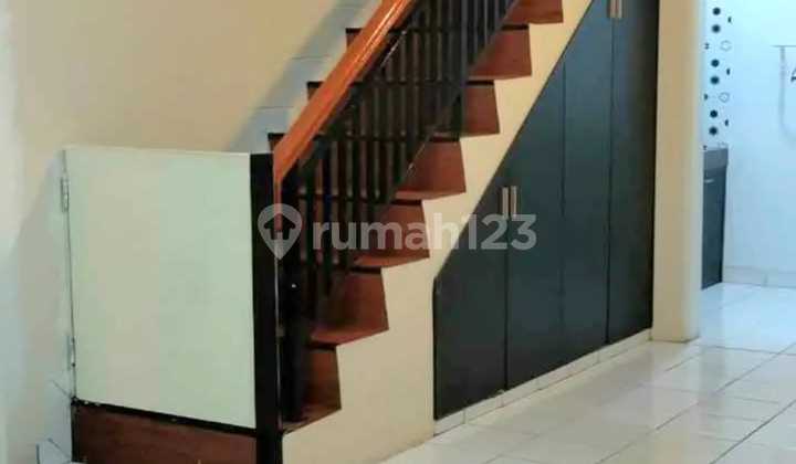 Rumah Sewa Lokasi Strategis di Sektor 9 Bintaro Jaya 2