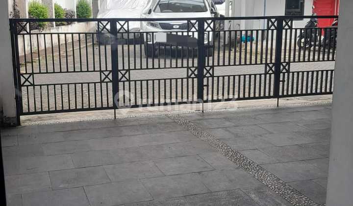 Rumah Rapi Siap Huni Dalam Perumahan Bintaro Sektor 5 2