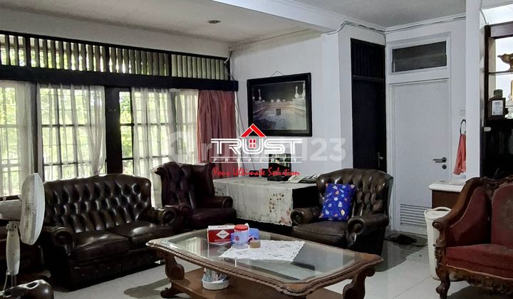 Rumah Hook 2 Lantai dalam Perumahan Bintaro Sektor 2 Rumah Hook 2 Lantai dalam Perumahan Bintaro Sektor 2