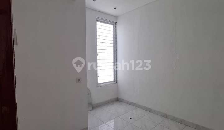 Rumah Murah Bagus dan Siap Huni Dalam Cluster Bintaro Sektor 9 2