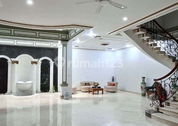 Grand and Tidy House Ready for Occupancy in Rempoa Area Complex, South Jakarta 2