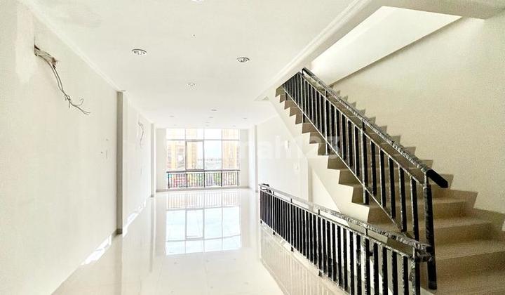 Golf Island View Boulevard Shop House Strategic Location Golf Island View Boulevard Shop House Strategic Location