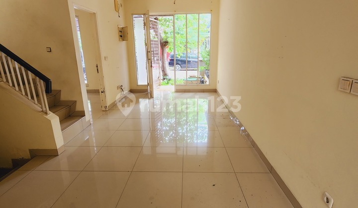 Golflake Residence House 6x15 Unfurnished Golflake Residence House 6x15 Unfurnished