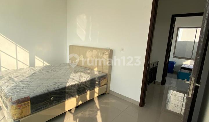 Pik2 Ready-to-Live House 6x15 Corner Furnished 2