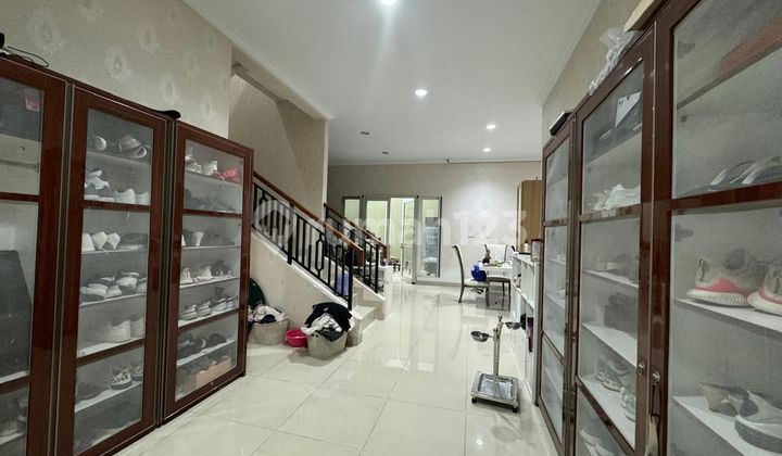 Ready-to-Occupy Home in Maxwell Cluster, Gading Serpong 1