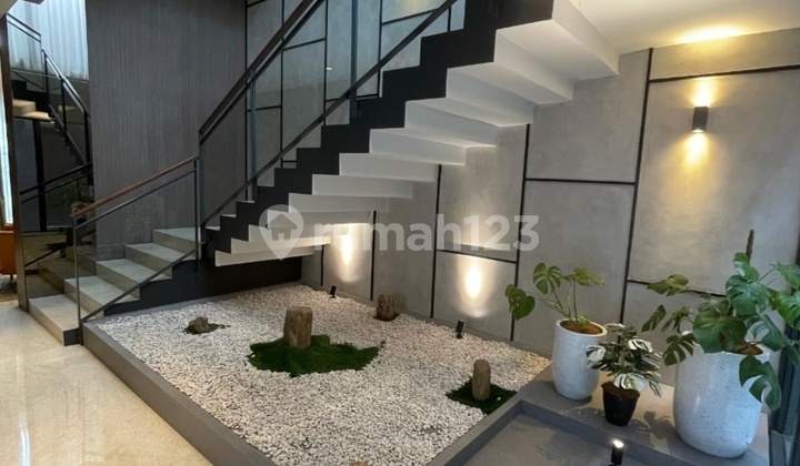 Navapark House with Pool Furnished 3 Floors