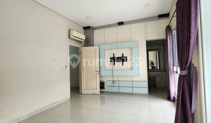 Golflake Residence House 8x20 Semi Furnished