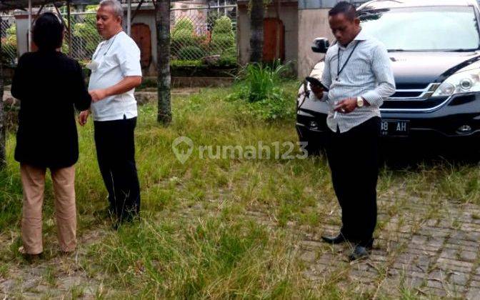 Di Jual Tanah ada Bangunan gedung lama 1 lantai.depam lokasi ada Perumahan dan apartement  200 meter ke Mall Pejaten Jakarta Selatan  2