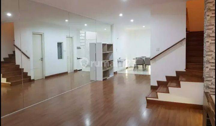 Disewakan rumah baru full furnished di perumahan istana sudirman cijerah 1