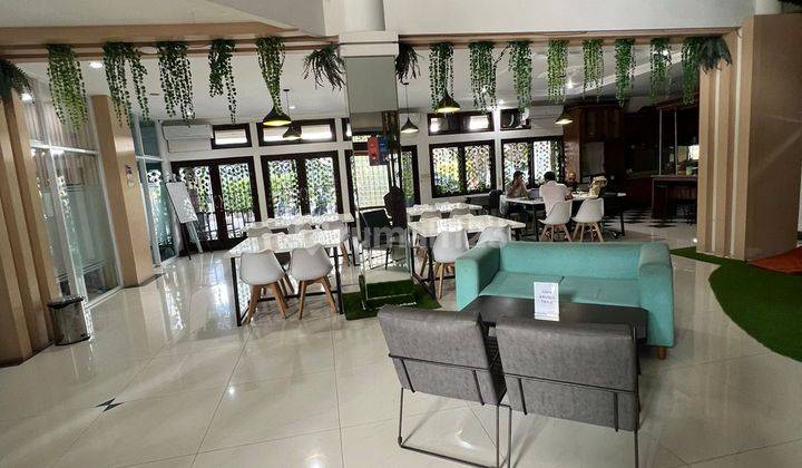 Dijual resto sedang berjalan di sayap dago 1