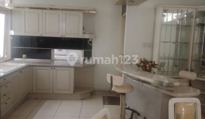 For sale, ready-to-occupy house in Sumber Sari