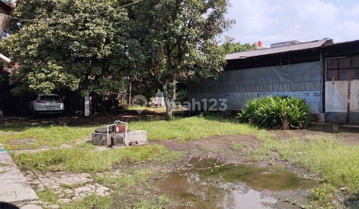 Eksklusif jual!! Tanah ada bangunan tua hitung tanah area caringin mainroad 2